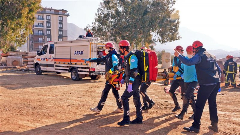 Alanya belediyesi’nden deprem farkındalık tatbikatı