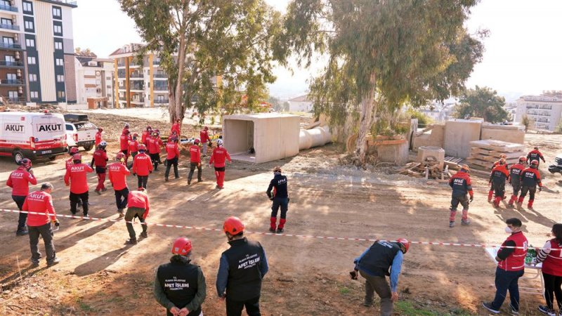 Alanya belediyesi’nden deprem farkındalık tatbikatı