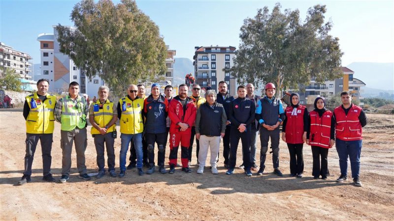 Alanya belediyesi’nden deprem farkındalık tatbikatı