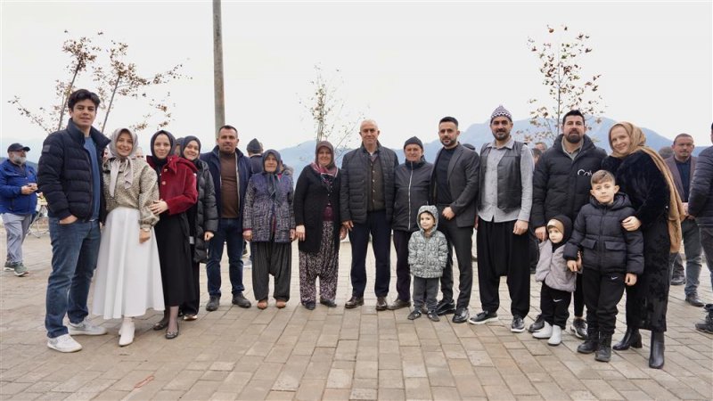 Akçatı’da imece usulüyle yapılan çok amaçlı salon hizmete açıldı