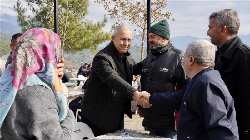 Akçatı’da imece usulüyle yapılan çok amaçlı salon hizmete açıldı